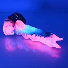 Load image into Gallery viewer, V1XCH34 Snark&#39;s Maw Mini 0020 UV GITD
