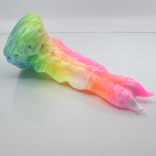 Load image into Gallery viewer, V2MCH42 Snark&#39;s Maw Small 0050 UV GITD
