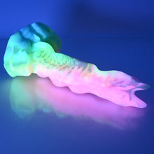 Load image into Gallery viewer, V2MCH42 Snark&#39;s Maw Small 0050 UV GITD
