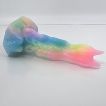 Load image into Gallery viewer, V2XCH38 Snark&#39;s Maw Small 0020 UV GITD
