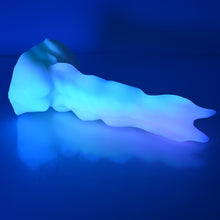 Load image into Gallery viewer, V2XCH38 Snark&#39;s Maw Small 0020 UV GITD
