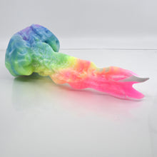 Load image into Gallery viewer, V3MCH46 Snark&#39;s Maw Medium 0050 UV GITD
