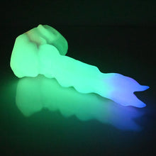 Load image into Gallery viewer, V1MCJ83 Snark&#39;s Maw Mini 0050 UV GITD
