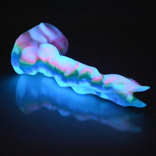 Load image into Gallery viewer, V1SCJ86 Snark&#39;s Maw Mini 0030 UV GITD
