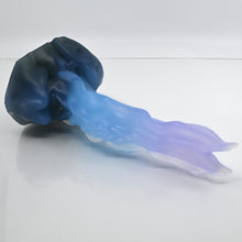 Load image into Gallery viewer, V2NCJ99 Snark&#39;s Maw Small NC 0045 UV
