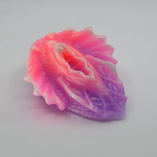 Load image into Gallery viewer, C2SDH07 Calypso Small 0030 UV GITD
