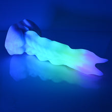 Load image into Gallery viewer, V3MCK09 Snark&#39;s Maw Medium 0050 UV GITD
