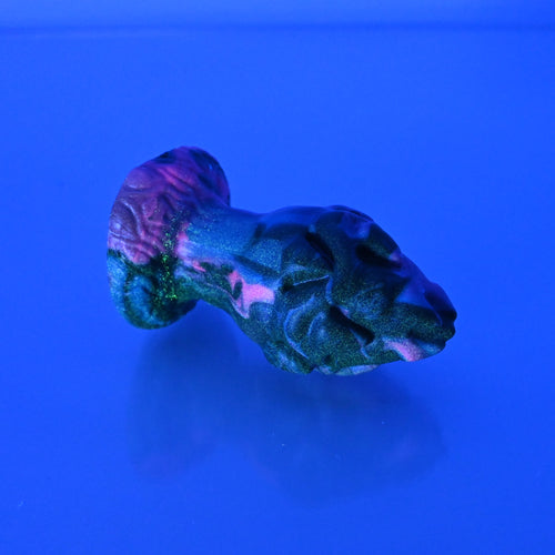 F1MCH73 Dragonfruit Plug Mini 0050 UV GITD