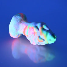 Load image into Gallery viewer, F1SCH75 Dragonfruit Plug Mini 0030 UV GITD
