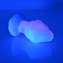 Load image into Gallery viewer, F3TCH67 Dragonfruit Plug Medium NC 0031 UV GITD
