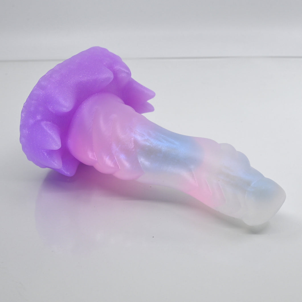 S2TCJ62 Snark Small NC 0031 UV GITD
