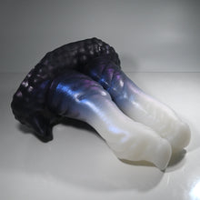 Load image into Gallery viewer, A3SDG99 Auren Medium 0040 UV GITD CS
