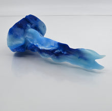 Load image into Gallery viewer, V1SCL22 Snark&#39;s Maw Mini 0030 UV GITD
