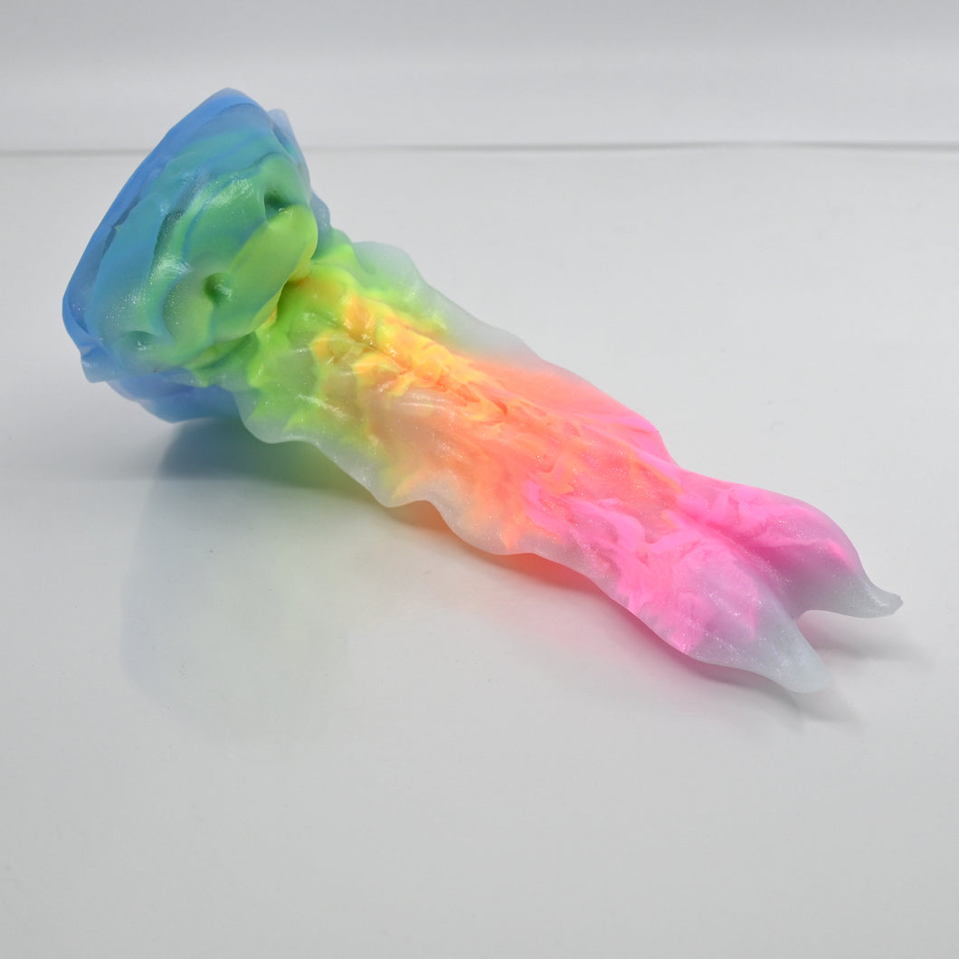 V1SCL26 Snark's Maw Mini 0030 UV GITD