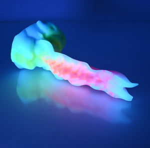 V1SCL26 Snark's Maw Mini 0030 UV GITD