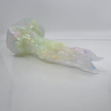 Load image into Gallery viewer, V4NCL49 Snark&#39;s Maw Large NC 0045 UV
