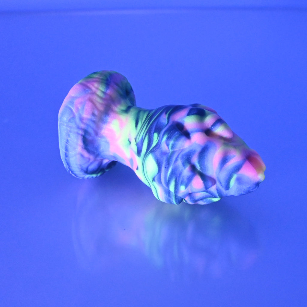 F1MCK36 Dragonfruit Plug Mini 0050 UV GITD