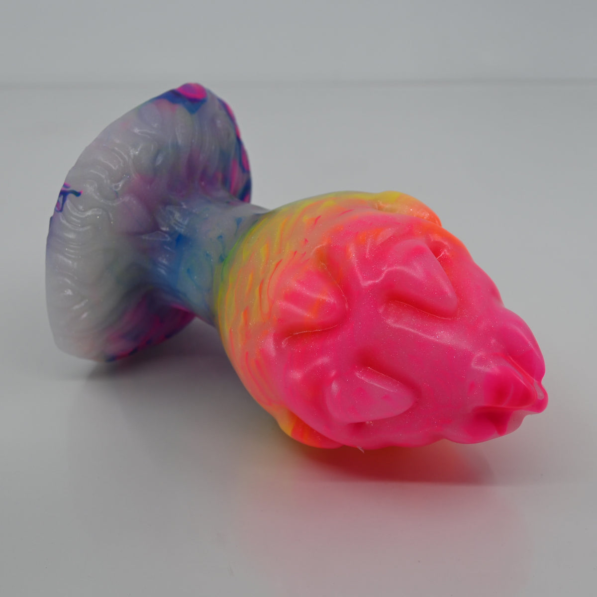 F4MDJ49 Dragonfruit Plug Large 0050 UV GITD