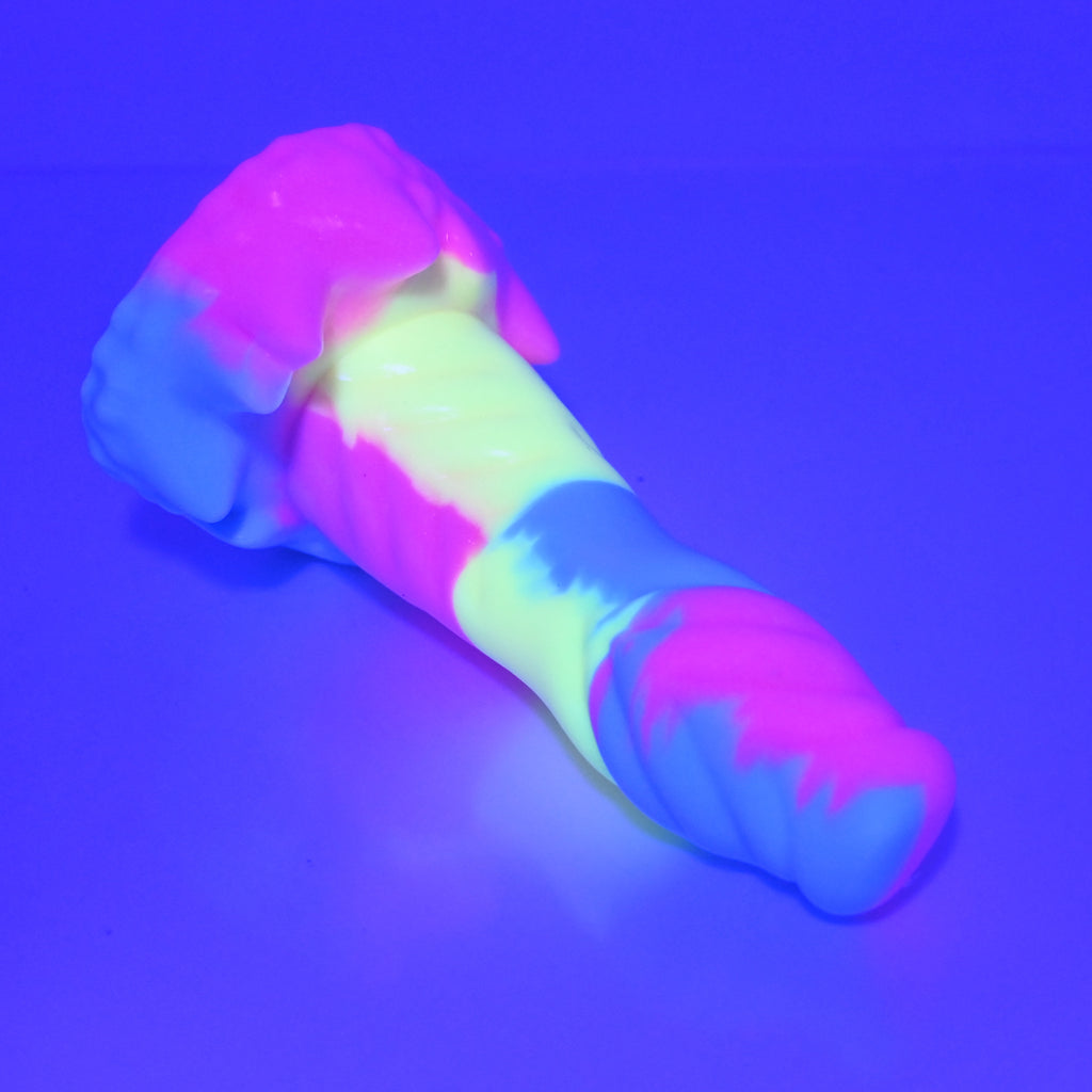 S2MBL78 Snark Small 0050 UV GITD