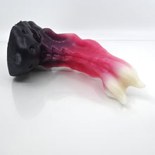 Load image into Gallery viewer, V3SCN02 Snark&#39;s Maw Medium 0030 UV GITD
