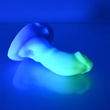 Load image into Gallery viewer, R2SCM47 Oberon Small 0030 UV GITD
