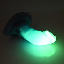Load image into Gallery viewer, R2SCM47 Oberon Small 0030 UV GITD
