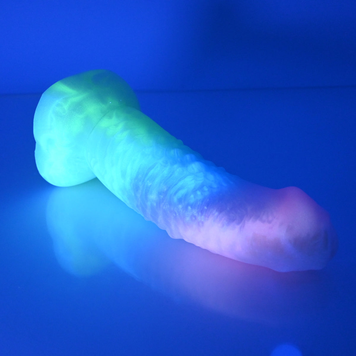 T3MDM11 Titan Medium 0050 UV GITD CS