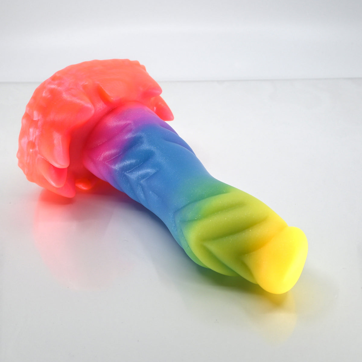 S3XBM99 Snark Medium 0020 UV GITD