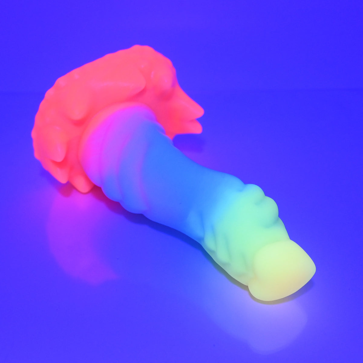 S3XBM99 Snark Medium 0020 UV GITD