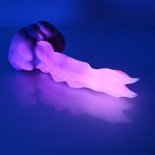 Load image into Gallery viewer, V1SCP18 Snark&#39;s Maw Mini 0030 UV GITD
