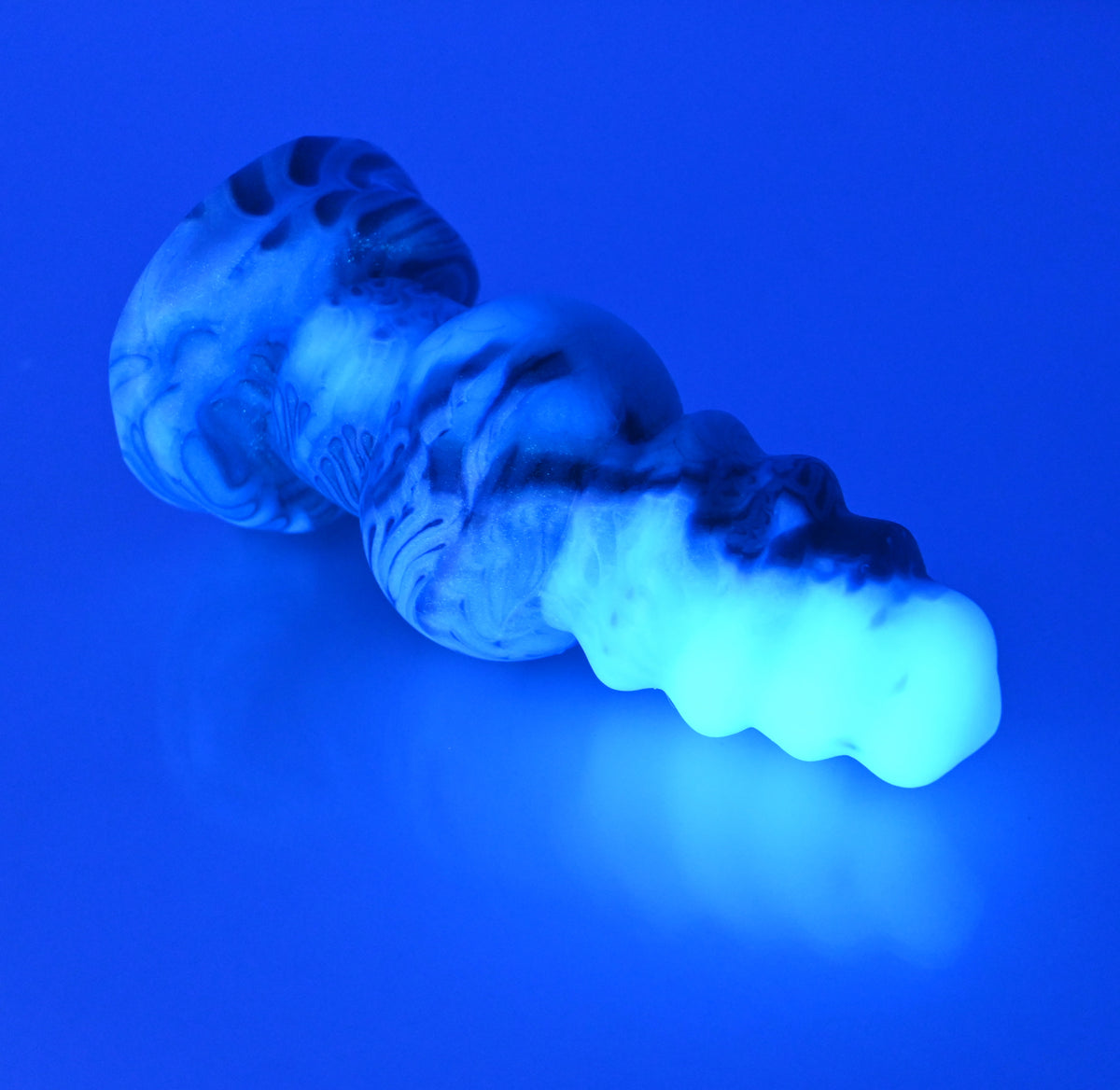 P1MDL72 Pluto Mini 0050 UV GITD