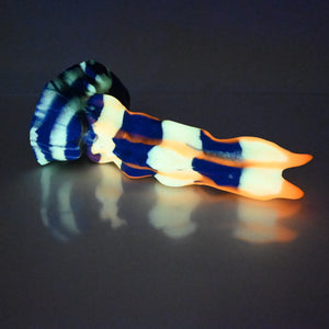 V2MCP23 Snark's Maw Small 0050 UV GITD