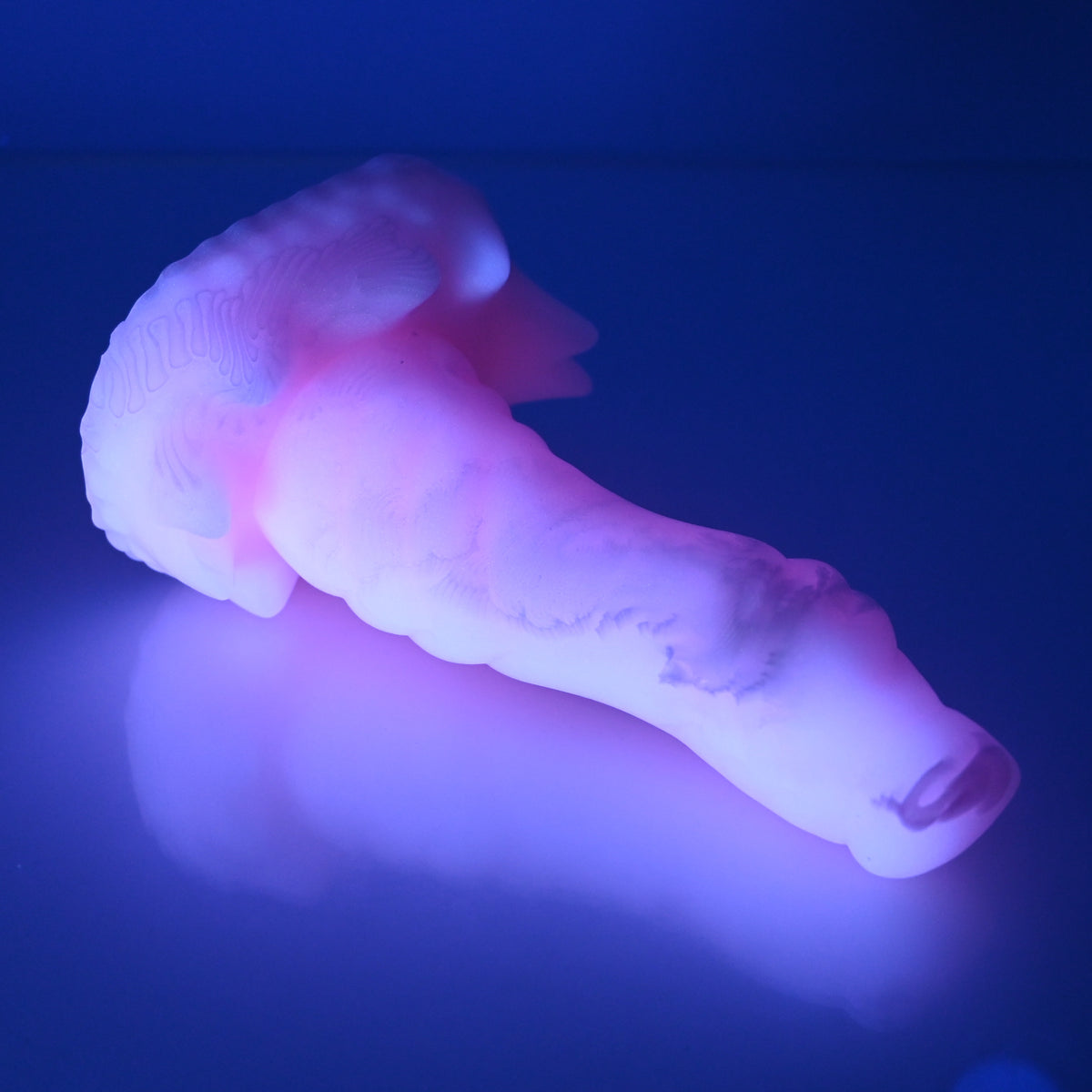 S2SDL97 Snark Small 0030 UV GITD