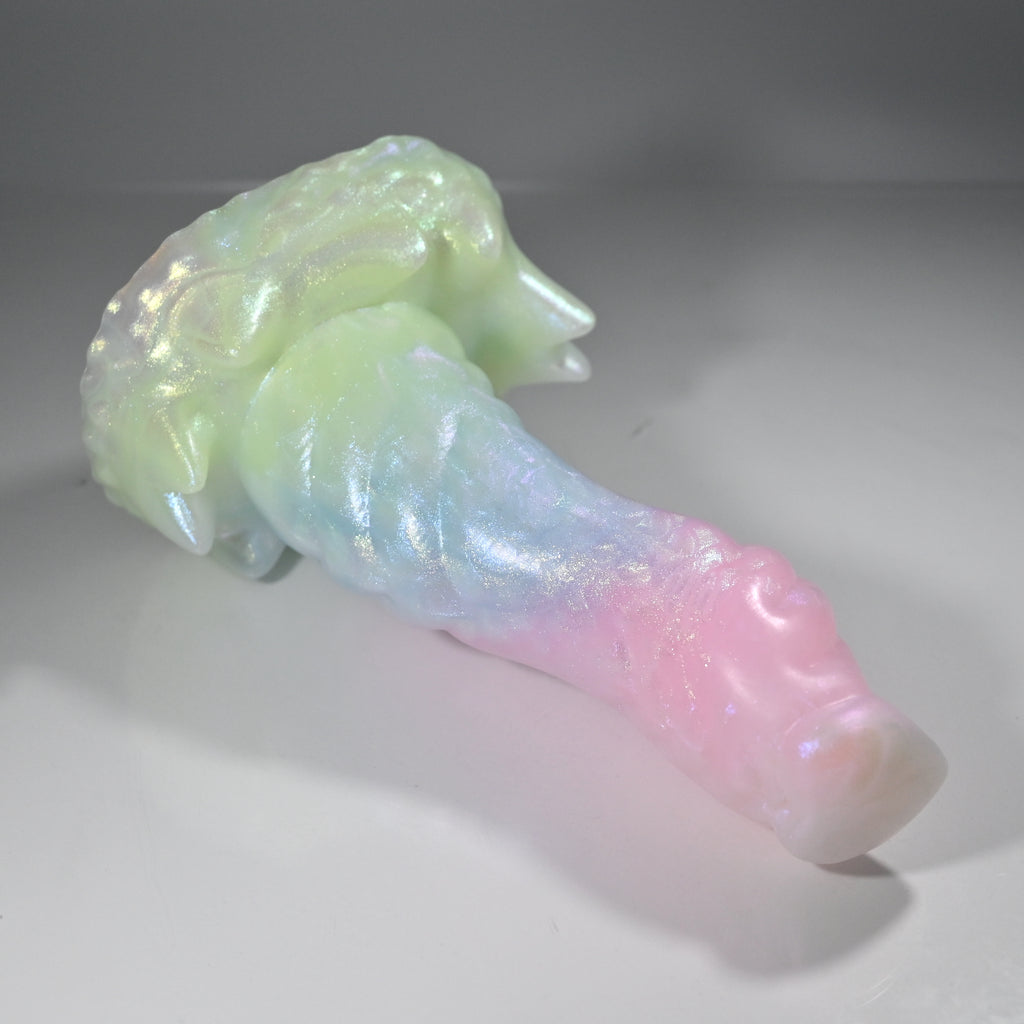 S2MDL99 Snark Small 0050 UV GITD CS