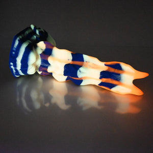 V3MCP32 Snark's Maw Medium 0050 UV GITD