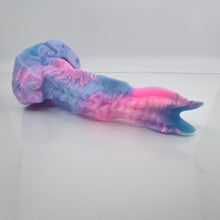 Load image into Gallery viewer, V4MCP37 Snark&#39;s Maw Large 0050 UV GITD
