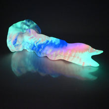 Load image into Gallery viewer, V4MCP37 Snark&#39;s Maw Large 0050 UV GITD
