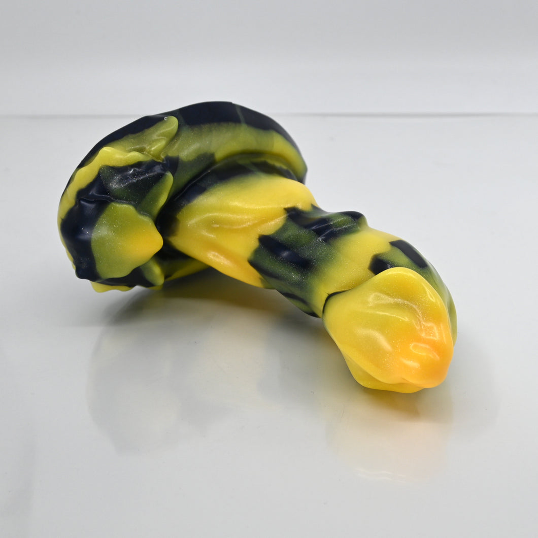 R2MCN88 Oberon Small 0050 UV GITD
