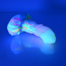 Load image into Gallery viewer, R2SCN86 Oberon Small 0030 UV GITD

